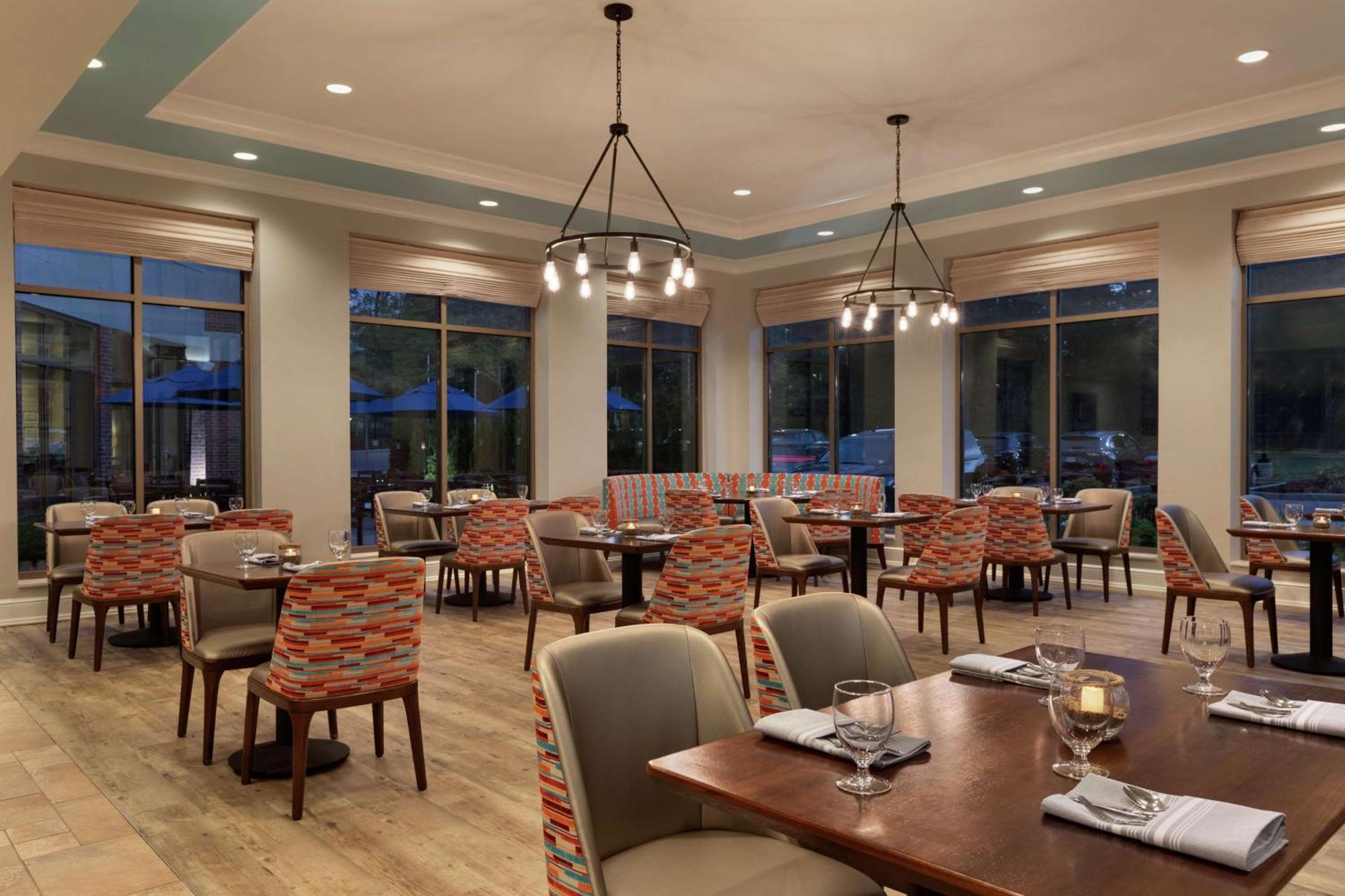 Hilton Garden Inn Stony Brook Exterior foto