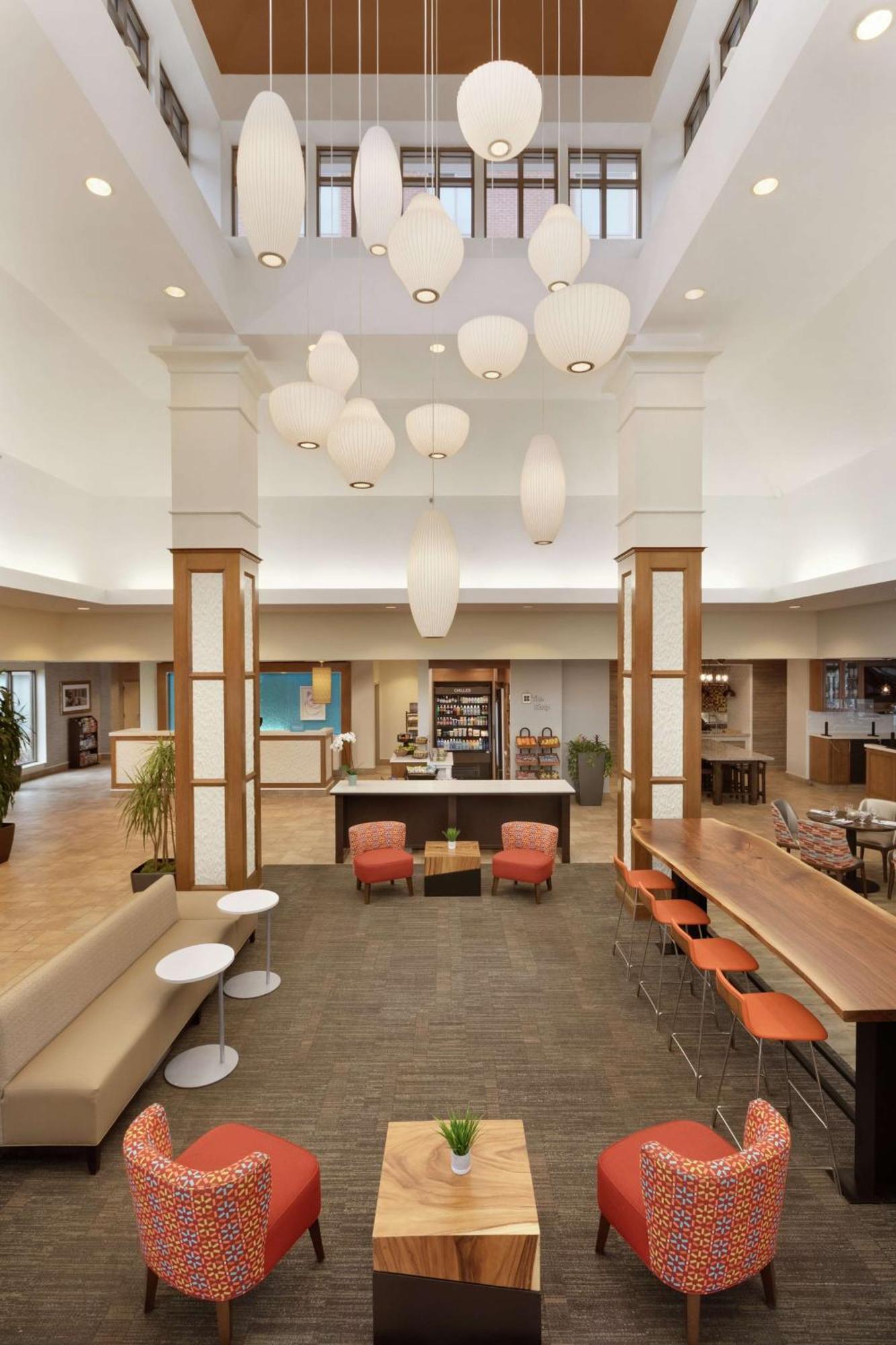 Hilton Garden Inn Stony Brook Exterior foto